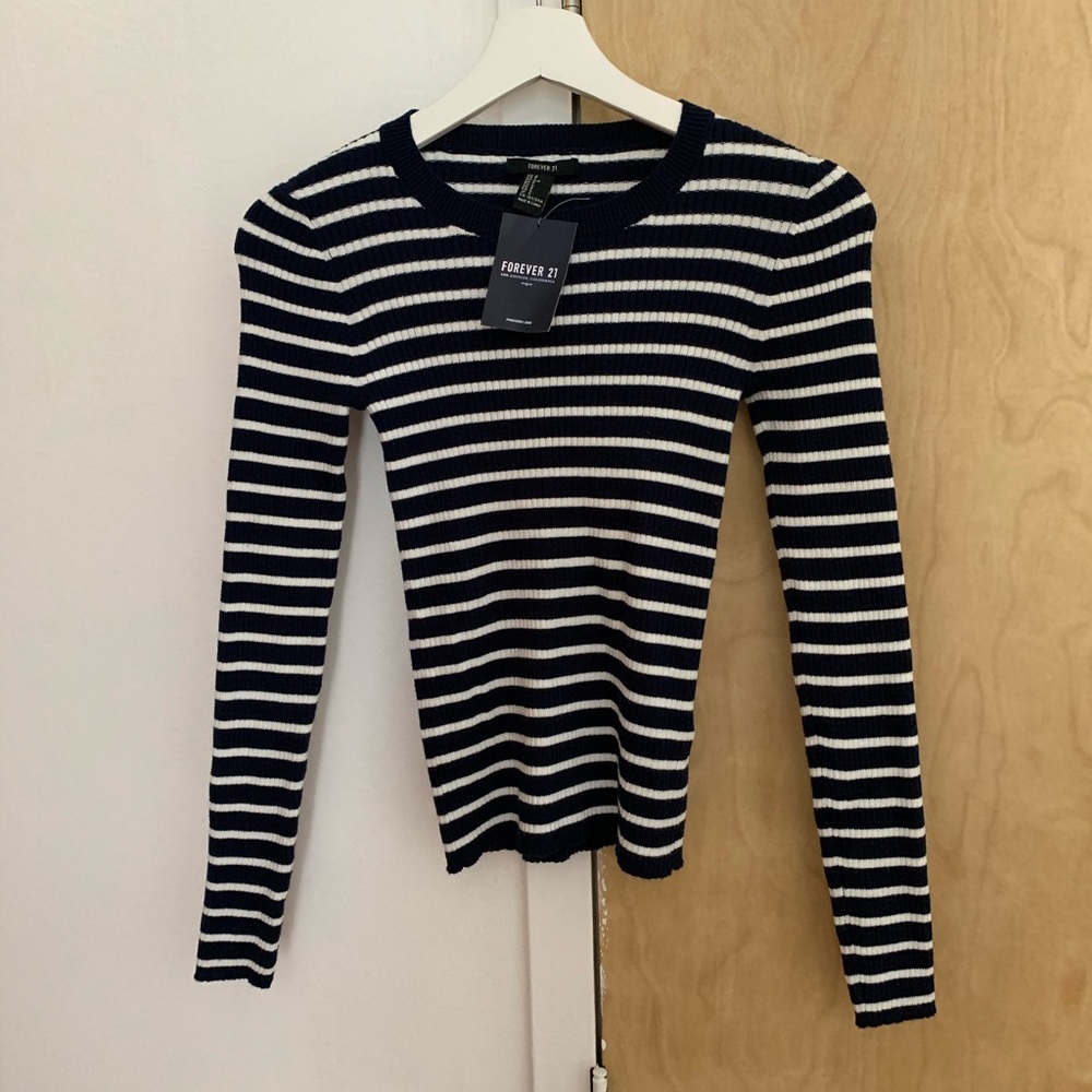 Forever 21 Long sleeve